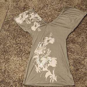 Gray Floral V-Neck Top